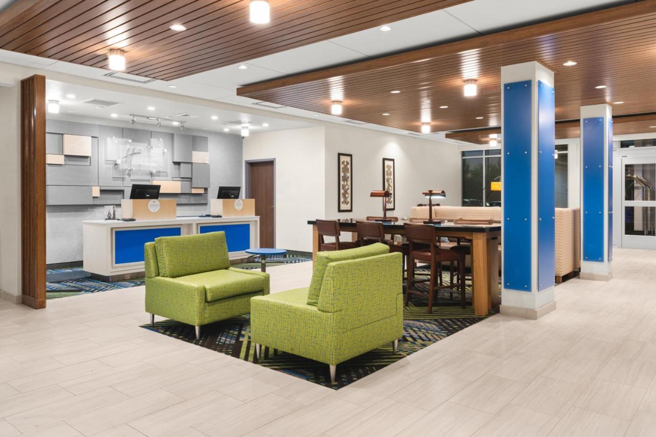 Express & - Suisun By Ihg Hotel