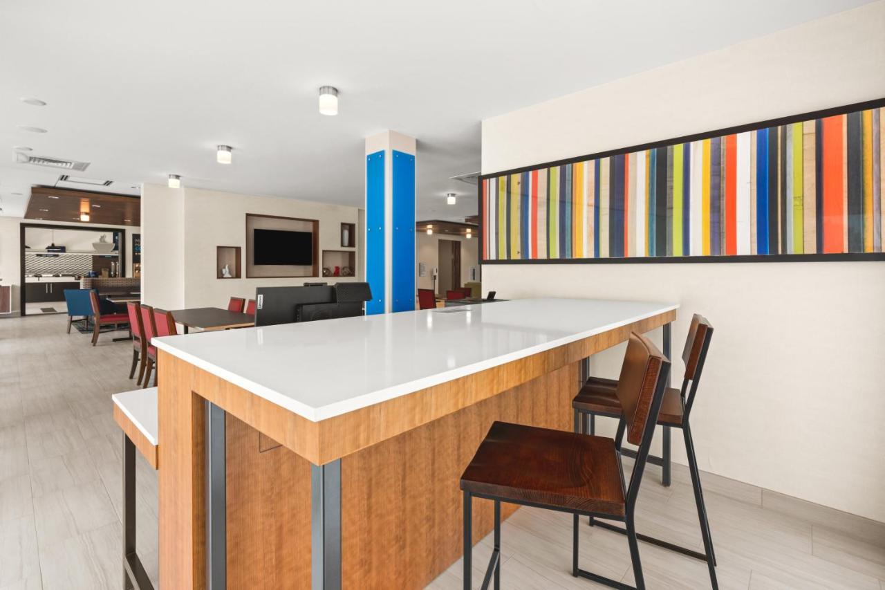Express & - Suisun By Ihg Suisun City
