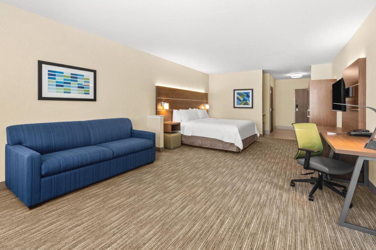 Hotel Express & - Suisun By Ihg