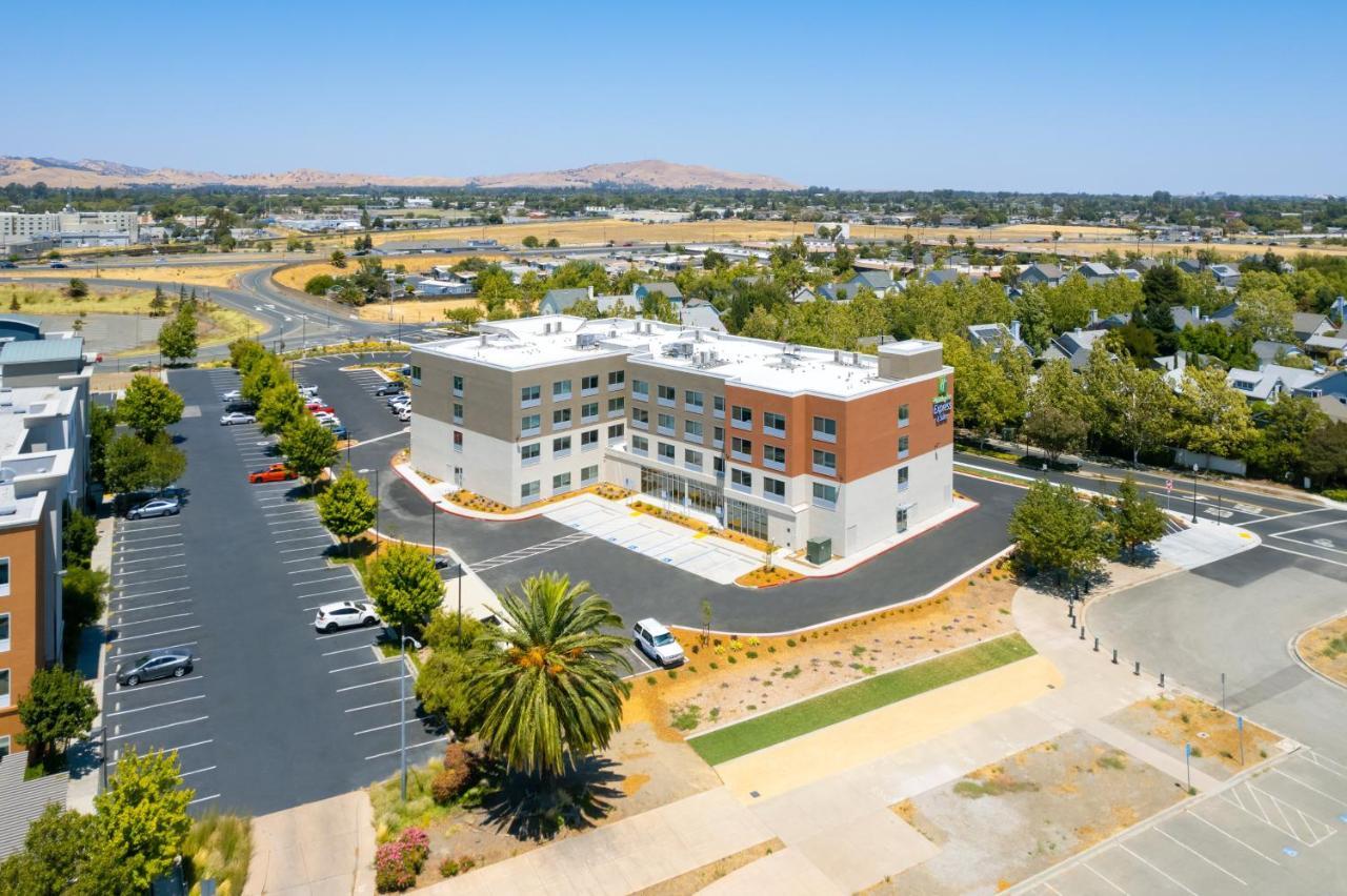 Express & - Suisun By Ihg Hotel